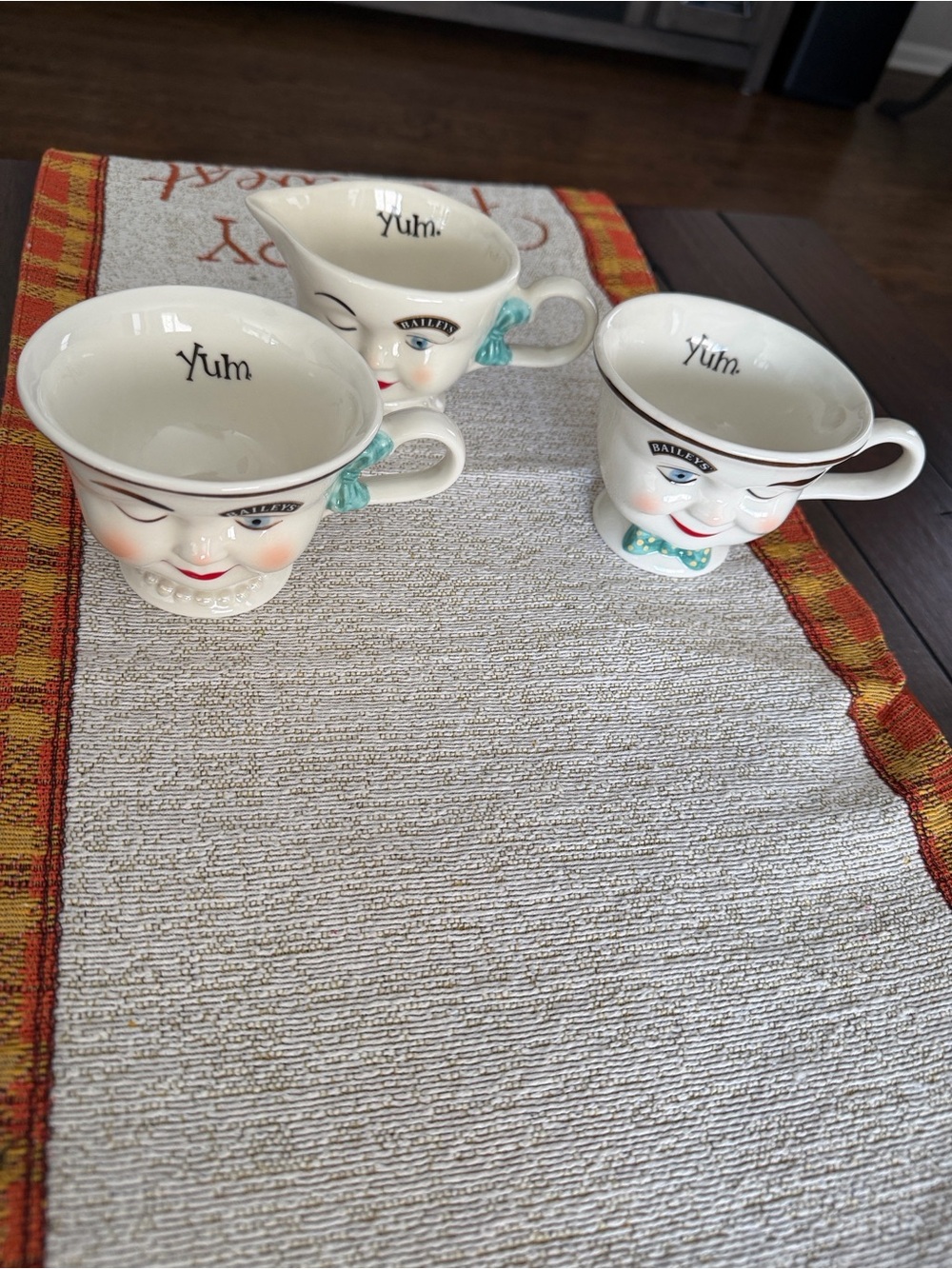3 Baileys Irish Cream Coffee Mugs Cups Creamer Yum Winking Eye Limited Edition